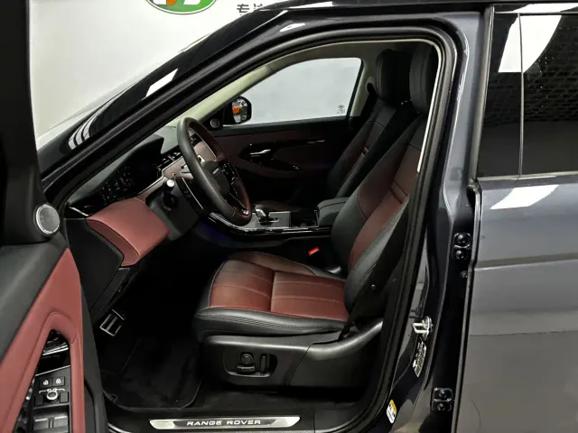Land Rover Range Rover Evoque — Фото автомобиля 13
