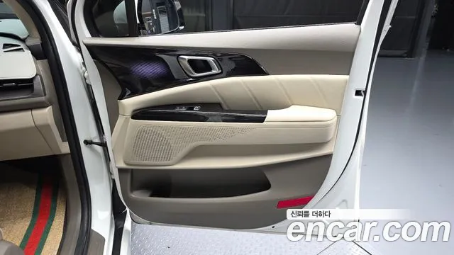 Kia Canival Carnival 4 поколение Бензин 9 мест Hi-Limousine(Спецкузов) — Фото автомобиля 19