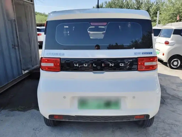 Wuling Hongguang Mini EV — Фото автомобиля 3
