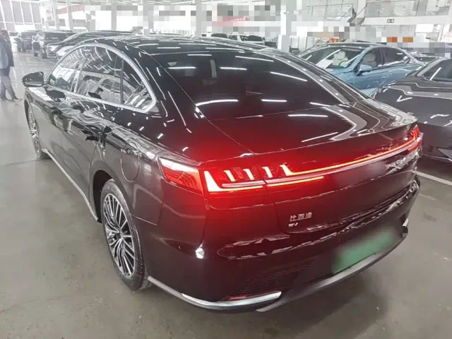 BYD Han — Фото автомобиля 4