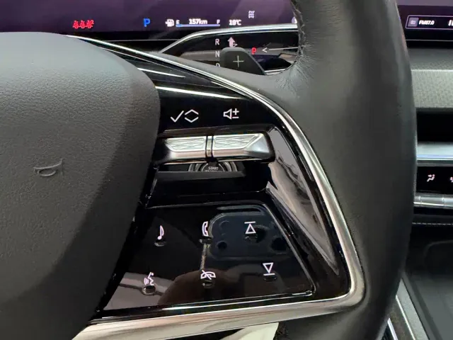 Cadillac XT5 — Фото автомобиля 18
