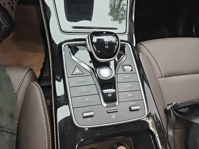 BYD Song MAX — Фото автомобиля 13