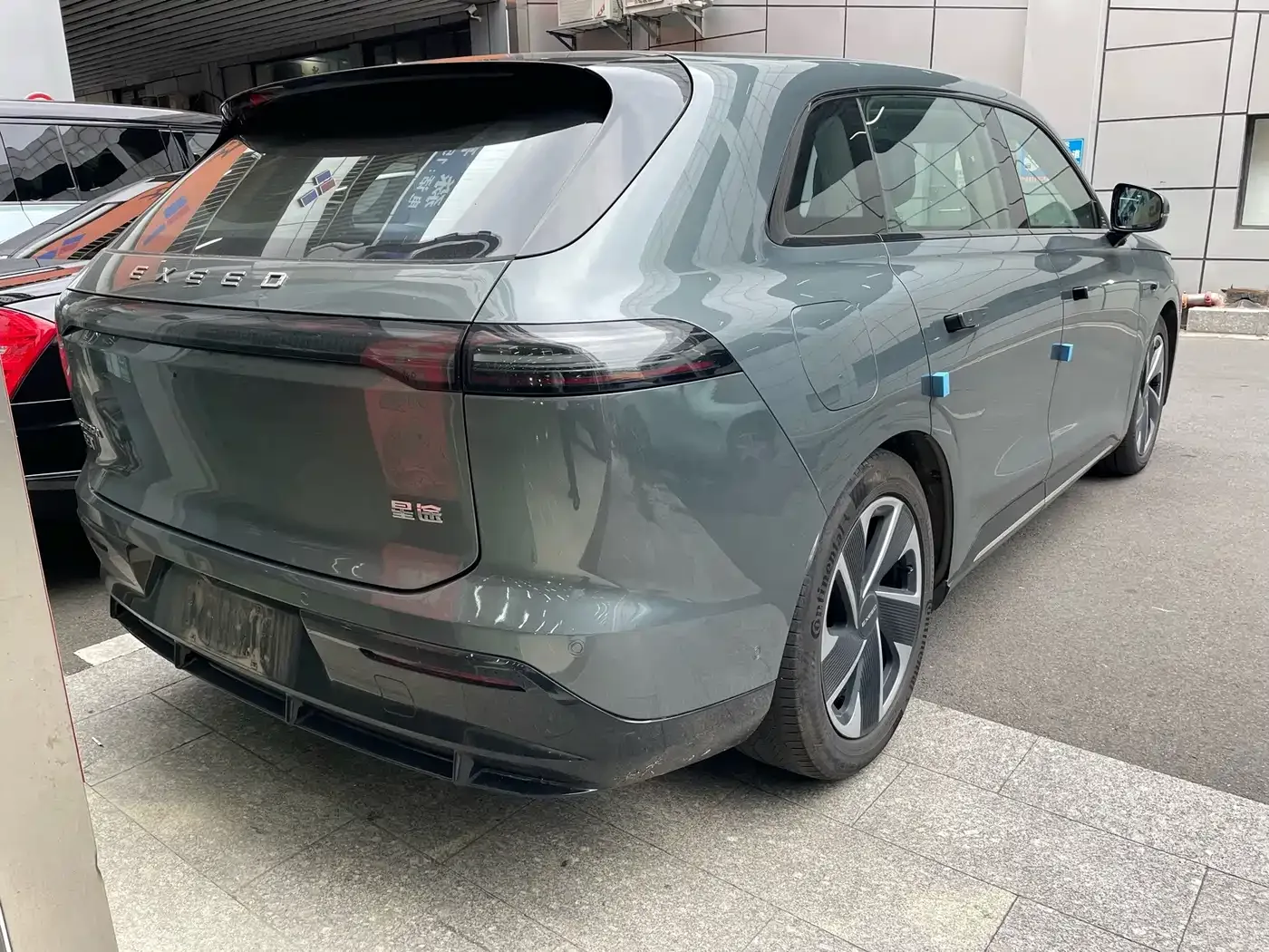 Exeed Exlantix ET 2024 Model Extended Range 200 Pro+ — Фото автомобиля 9
