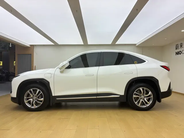 Nio EC6 — Фото автомобиля 9