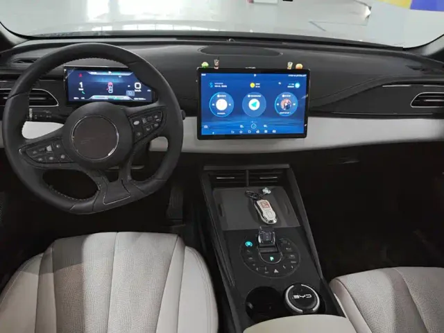BYD Seal 06 — Фото автомобиля 12