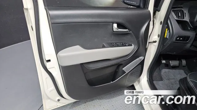 Kia RAY Новый Kia Ray Signature — Фото автомобиля 23