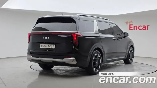 Kia Canival Новый Carnival 4 поколение Бензин 7 мест Noblesse — Фото автомобиля 2