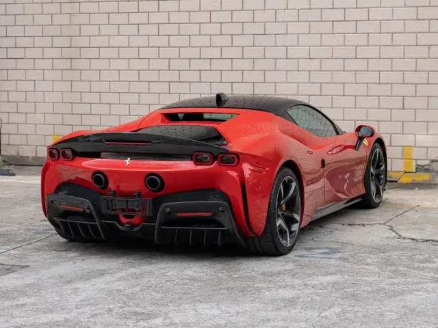 Ferrari SF90 — Фото автомобиля 4