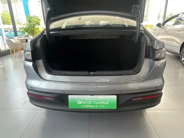 BYD Seal 05 DM-i — Фото автомобиля 14