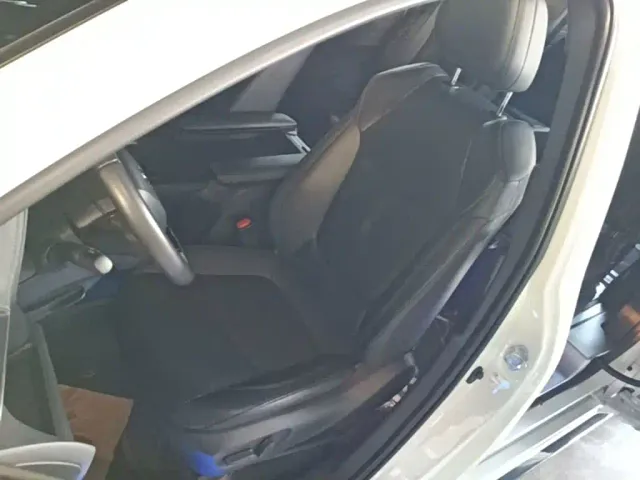 Toyota Toyota Sienna 2021 2.5L Hybrid Ultimate Edition — Фото автомобиля 14