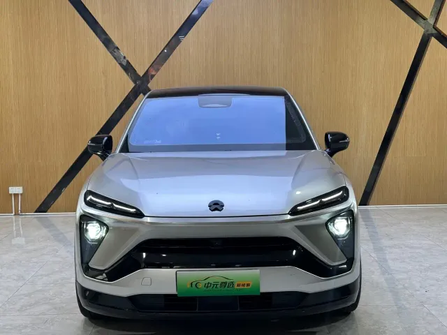 Nio EC6 — Фото автомобиля 2