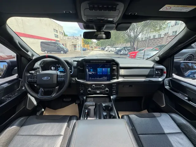 Ford F-150 Raptor — Фото автомобиля 18