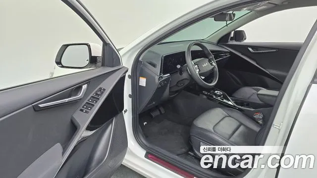 Kia Niro New — Фото автомобиля 15