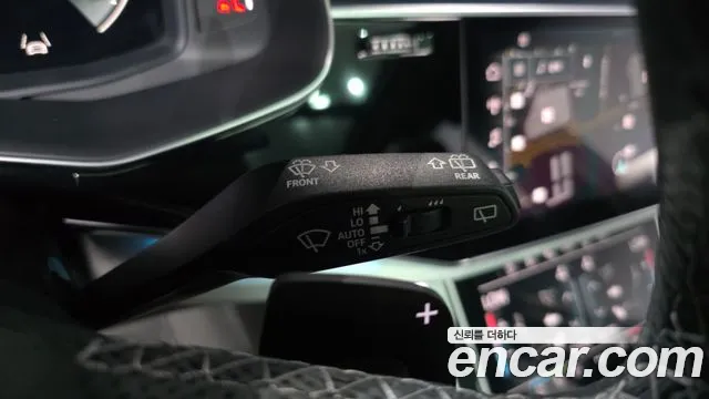 Audi Q7 55 TFSI quattro Premium — Фото автомобиля 29