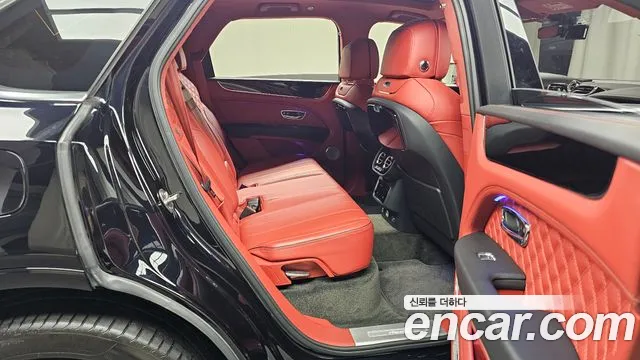 Bentley Bentayga Bentayga 4.0 V8 Azure — Фото автомобиля 10