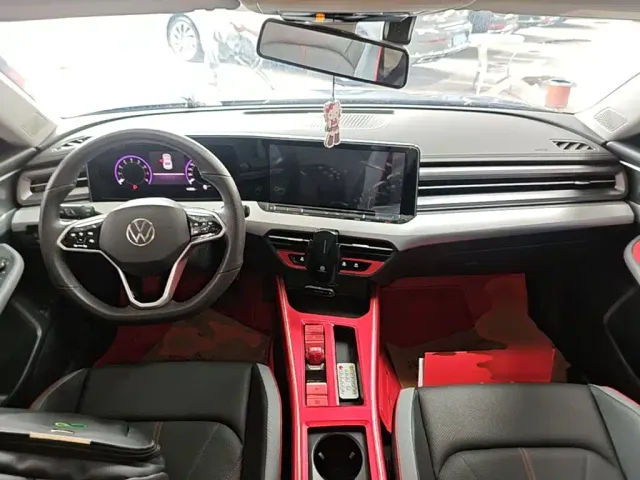 Volkswagen Lamando — Фото автомобиля 9