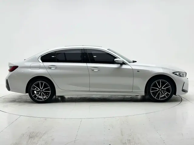 BMW 3 Series — Фото автомобиля 9