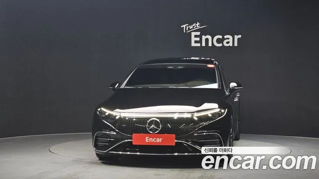 Mercedes-Benz EQS — Фото автомобиля 3