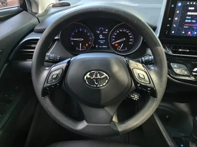 Toyota IZOA — Фото автомобиля 10