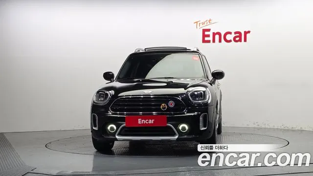 MINI Countryman — Фото автомобиля 3