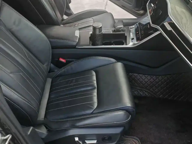 Audi A6L — Фото автомобиля 5