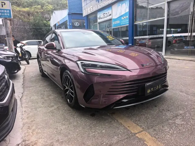 BYD Seal 2023 DM-i 1.5T 121km Flagship — Фото автомобиля 3