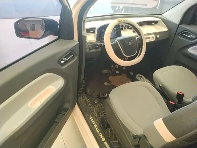 Wuling Hongguang Mini EV — Фото автомобиля 15