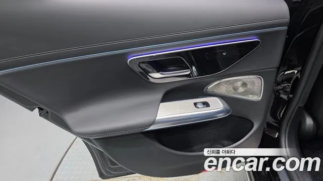 Mercedes-Benz E-Class W214 — Фото автомобиля 14