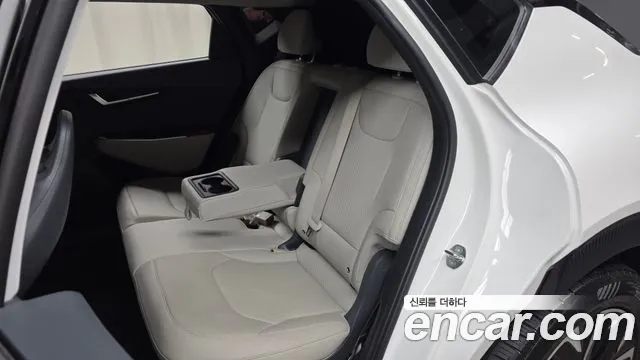 Kia EV6 — Фото автомобиля 11