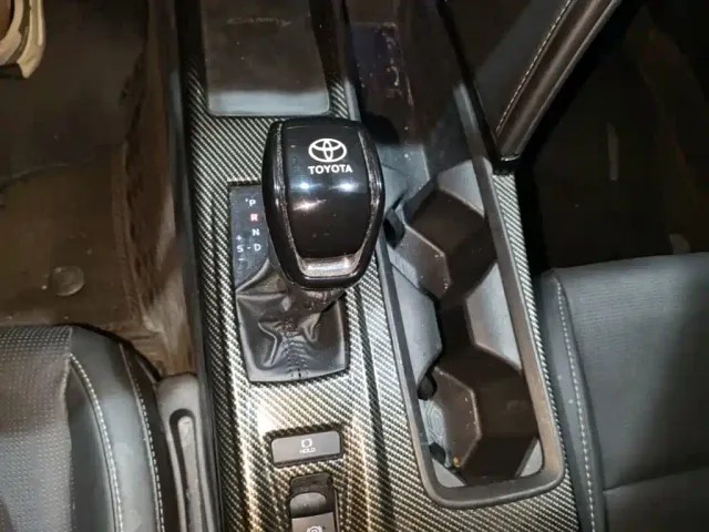 Toyota Camry — Фото автомобиля 13