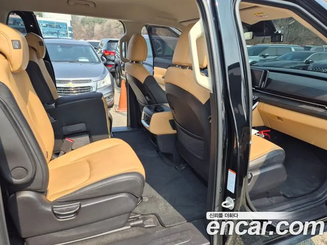 Kia Carnival 4th Gen — Фото автомобиля 14