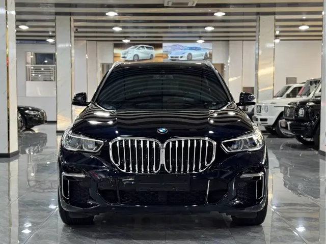 BMW X5 — Фото автомобиля 2