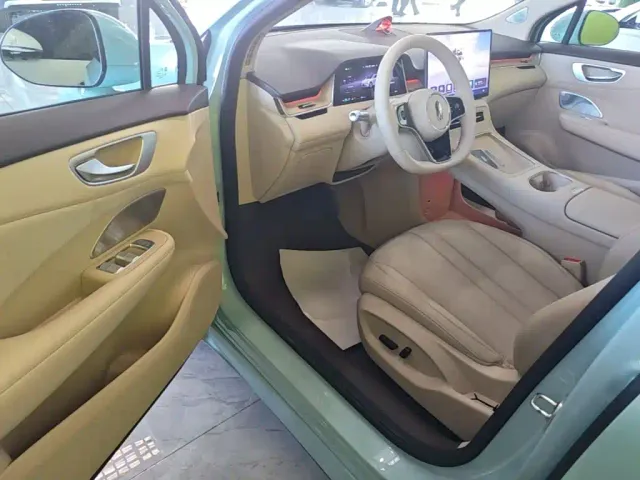 Shangjie SUV — Фото автомобиля 15