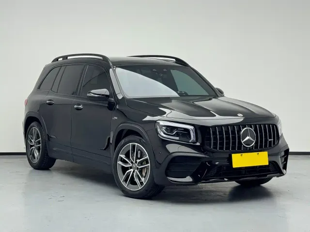 Mercedes-Benz GLB AMG — Фото автомобиля 3