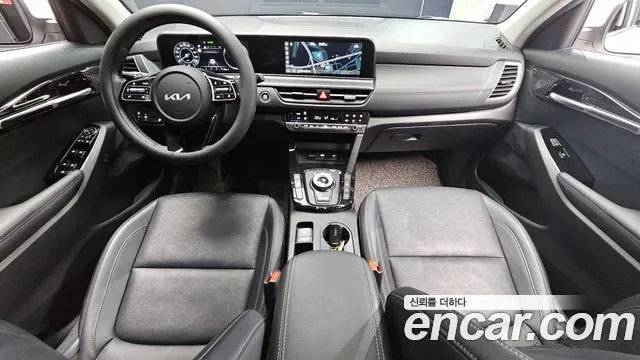 Kia Seltos Бензин 1.6 турбо 2WD — Фото автомобиля 6