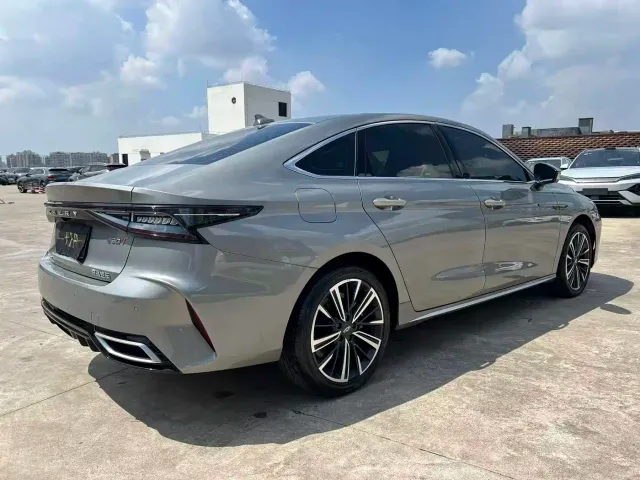 Chery Arrizo 8 — Фото автомобиля 5