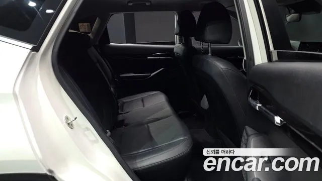 Kia Seltos — Фото автомобиля 17