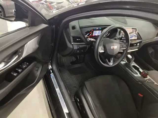 Cadillac CT4 — Фото автомобиля 15