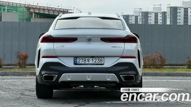 BMW X6 — Фото автомобиля 4