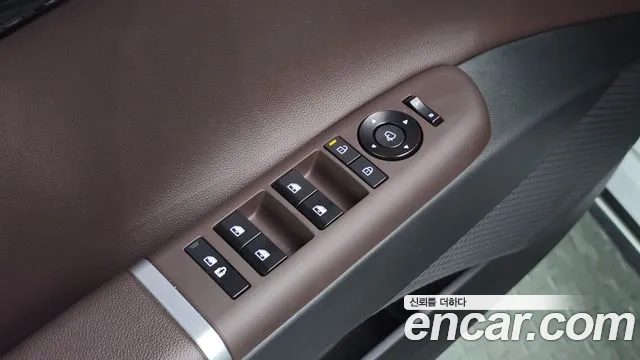 Hyundai Grandeur Grandeur (GN7) — Фото автомобиля 28