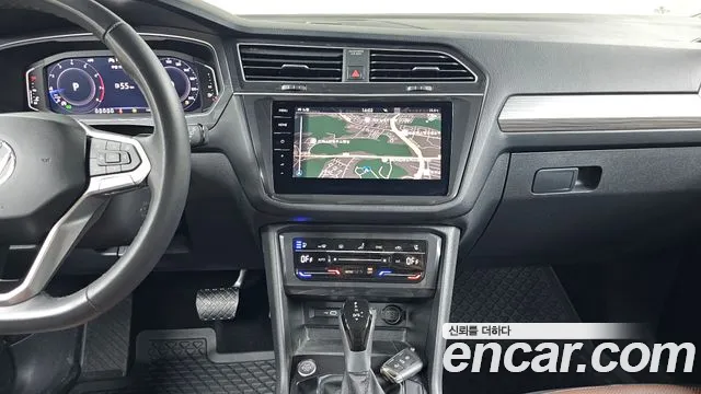 Volkswagen Tiguan — Фото автомобиля 16