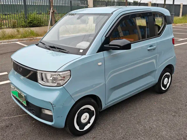 Фотография автомобиля — Wuling Hongguang Mini EV