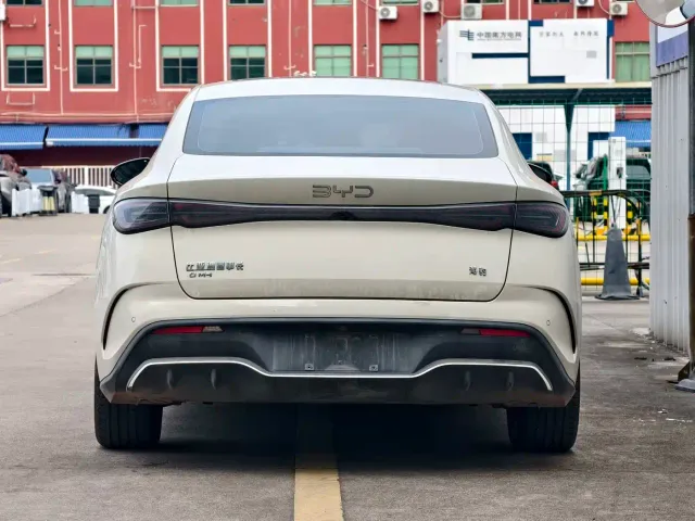 BYD Seal 06 — Фото автомобиля 2