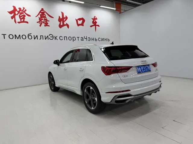Audi Q3 — Фото автомобиля 6