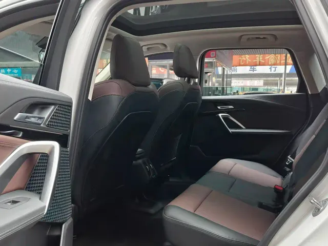 BMW X1 — Фото автомобиля 13