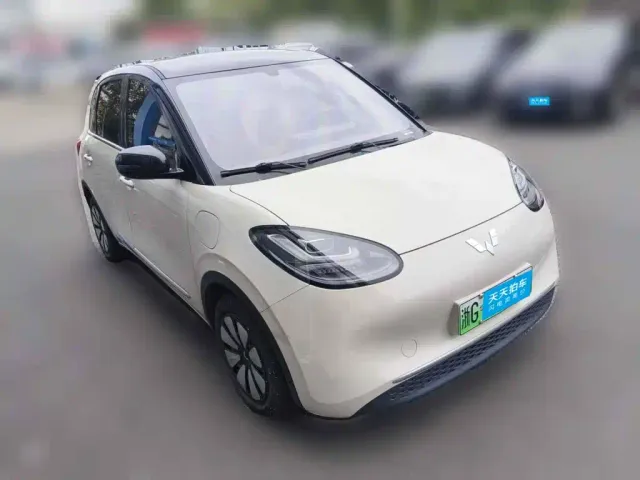 Wuling Bingo — Фото автомобиля 3