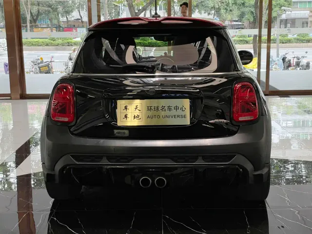 MINI Hatch — Фото автомобиля 16