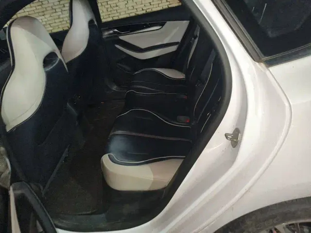 BYD Qin PLUS — Фото автомобиля 18