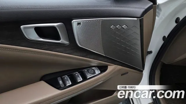 Kia K8 K8 Hybrid — Фото автомобиля 30