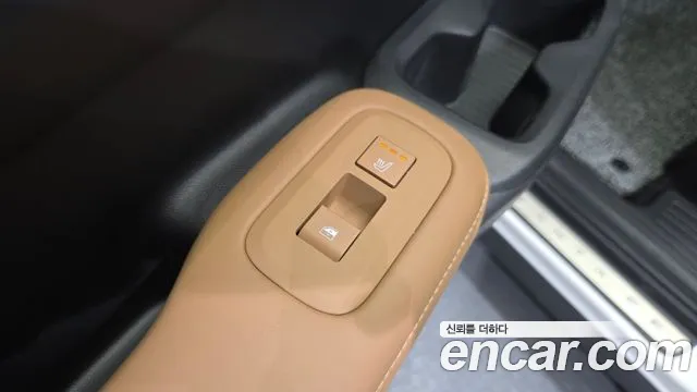 Hyundai Santafe — Фото автомобиля 16